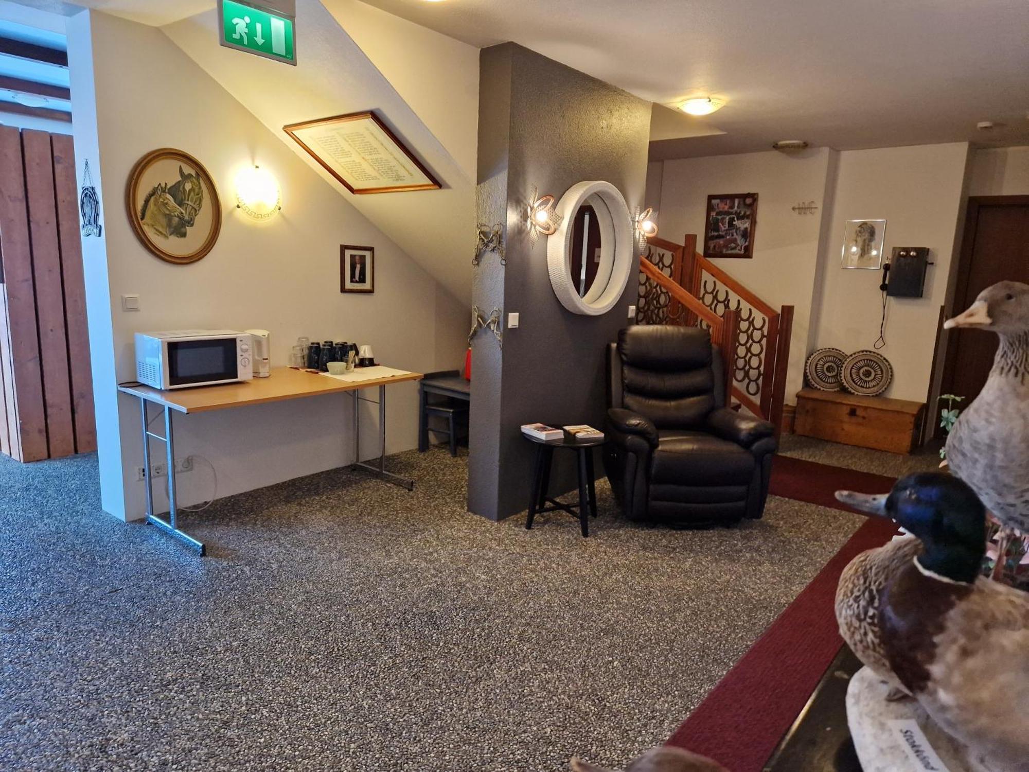 Gauksmyri Guesthouse Lodge Hvammstangi Bagian luar foto
